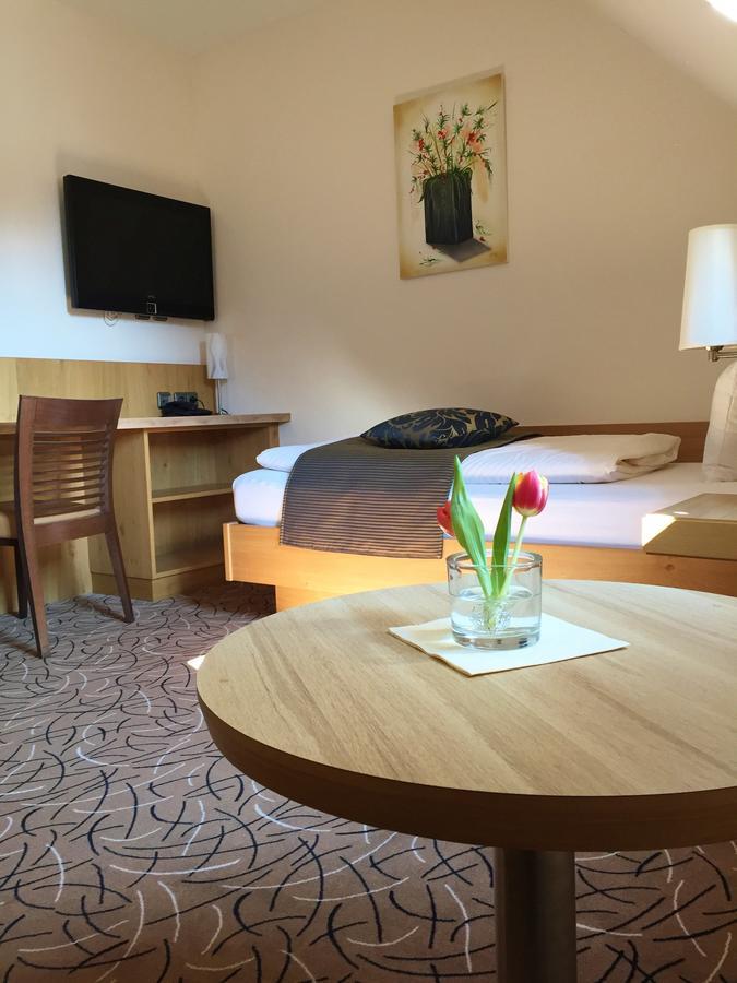 Hotel Glutschaufel Eschenbach in der Oberpfalz Esterno foto